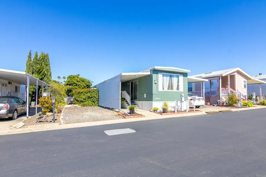 1010 E Bobier Drive, Vista, CA 92084 - #3