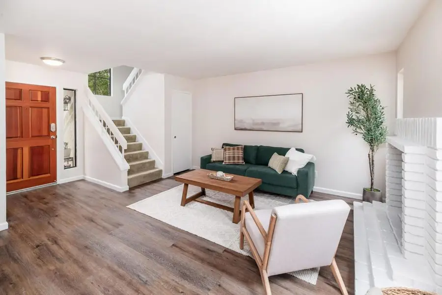 10487 Crosscreek, San Diego, CA 92131 - #3