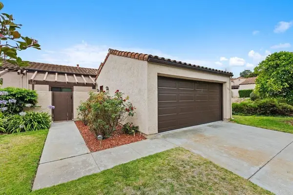 2068 Golden Circle Drive, Escondido, CA 92026