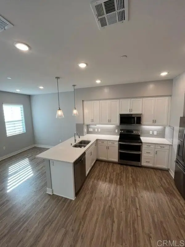 135 Avenida Chapala #103, San Marcos, CA 92069