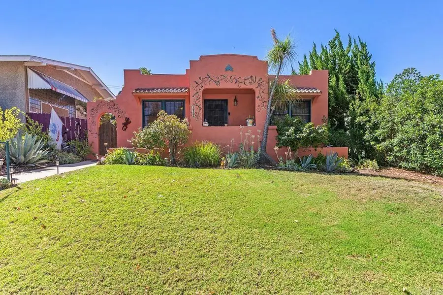 147 W 7th Avenue, Escondido, CA 92025 - #2