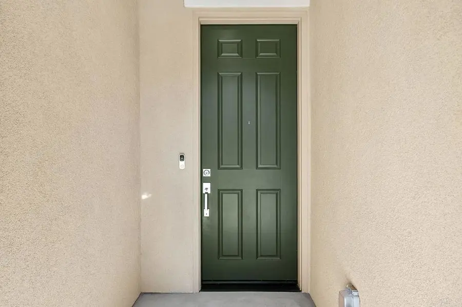 3171 Linwood St, Vista, CA 92081 - #3