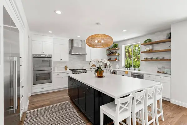 7347 Paseo Capuchina, Carlsbad, CA 92009