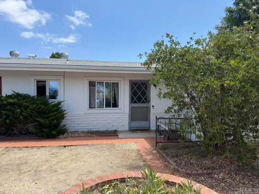 604 Rudd Road, Vista, CA 92084 - #2