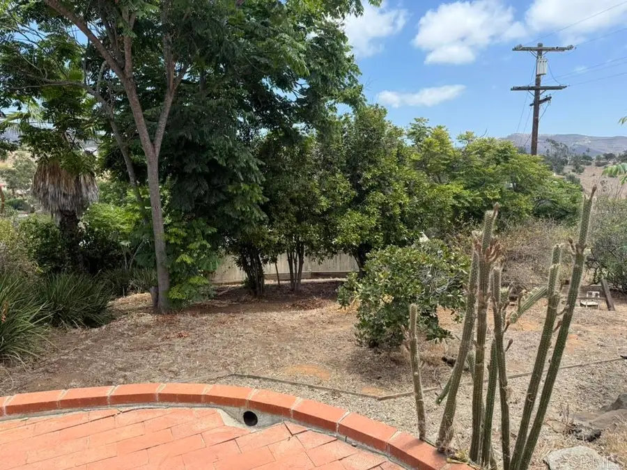 604 Rudd Road, Vista, CA 92084 - #3