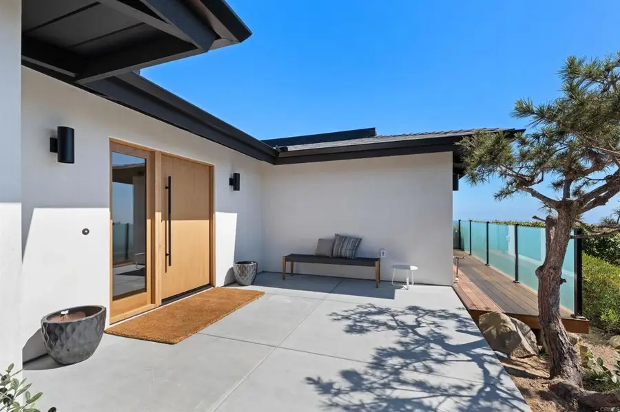 1553 Copa De Oro Drive, La Jolla, CA 92037 - #3