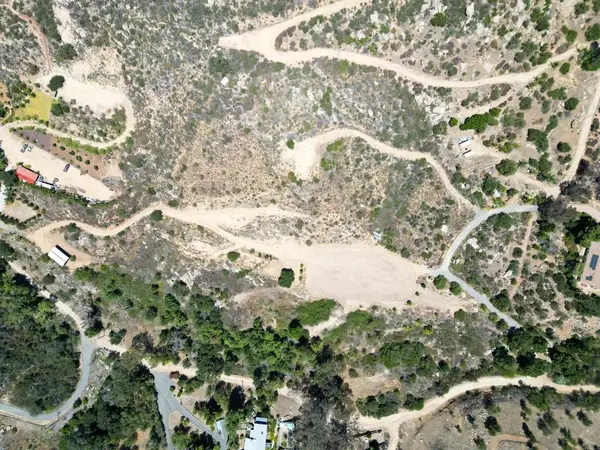 5589 Rainbow Creek Road, Fallbrook, CA 92028