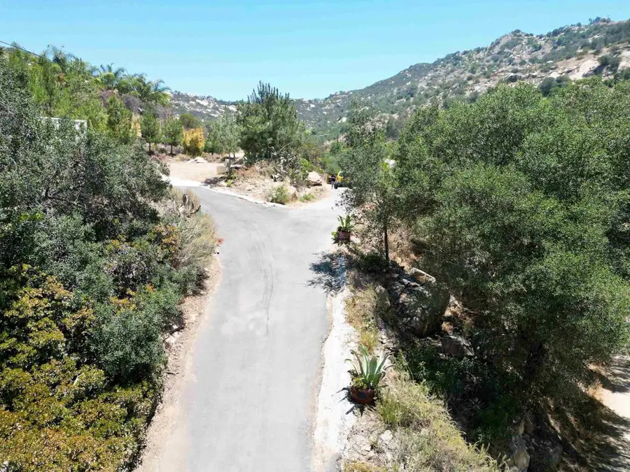 5589 Rainbow Creek Road, Fallbrook, CA 92028 - #3