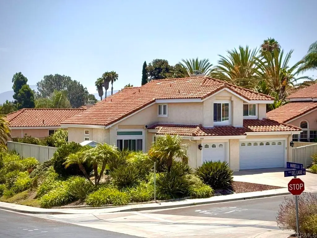 1810 Paseo Del Lago Drive, Vista, CA 92081 - #1