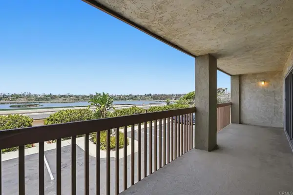 2475 Jefferson #103, Carlsbad, CA 92008