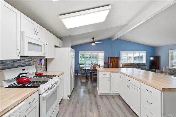 276 N El Camino Real #80, Oceanside, CA 92058