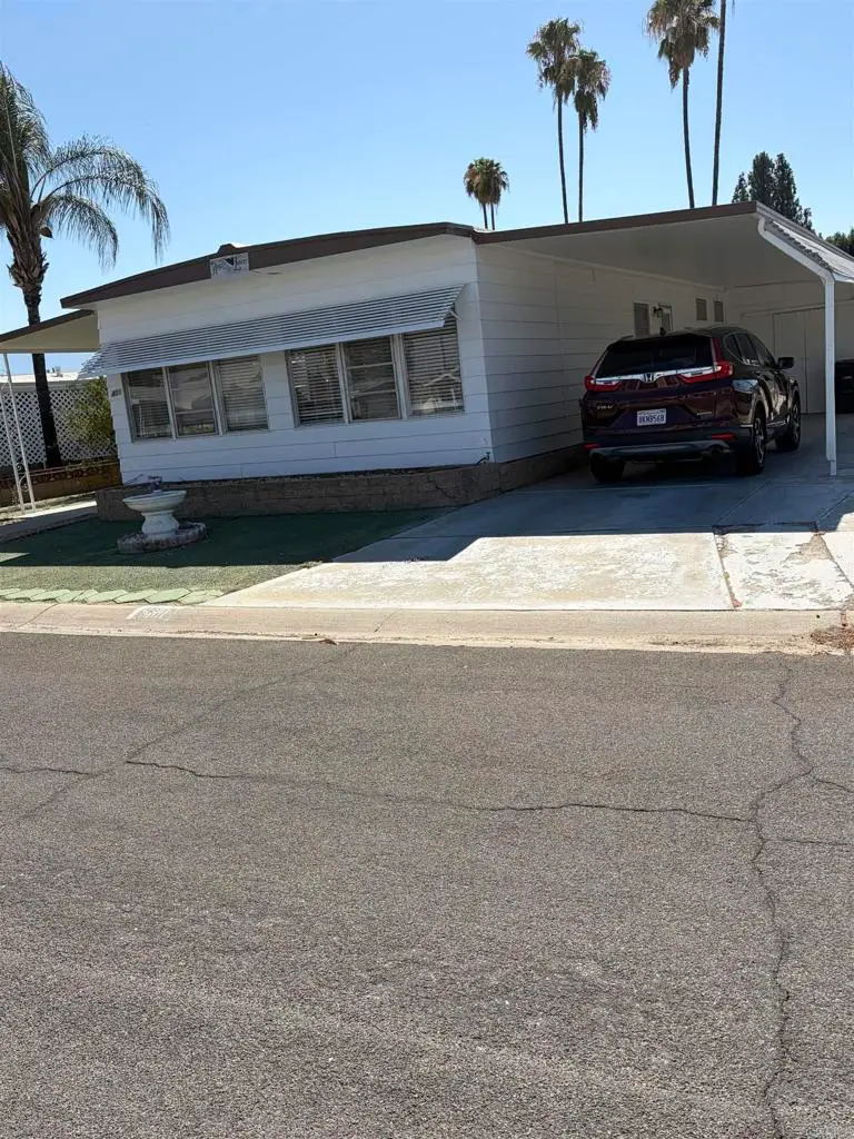 401 San Mateo Circle, Hemet, CA 92543 - #3