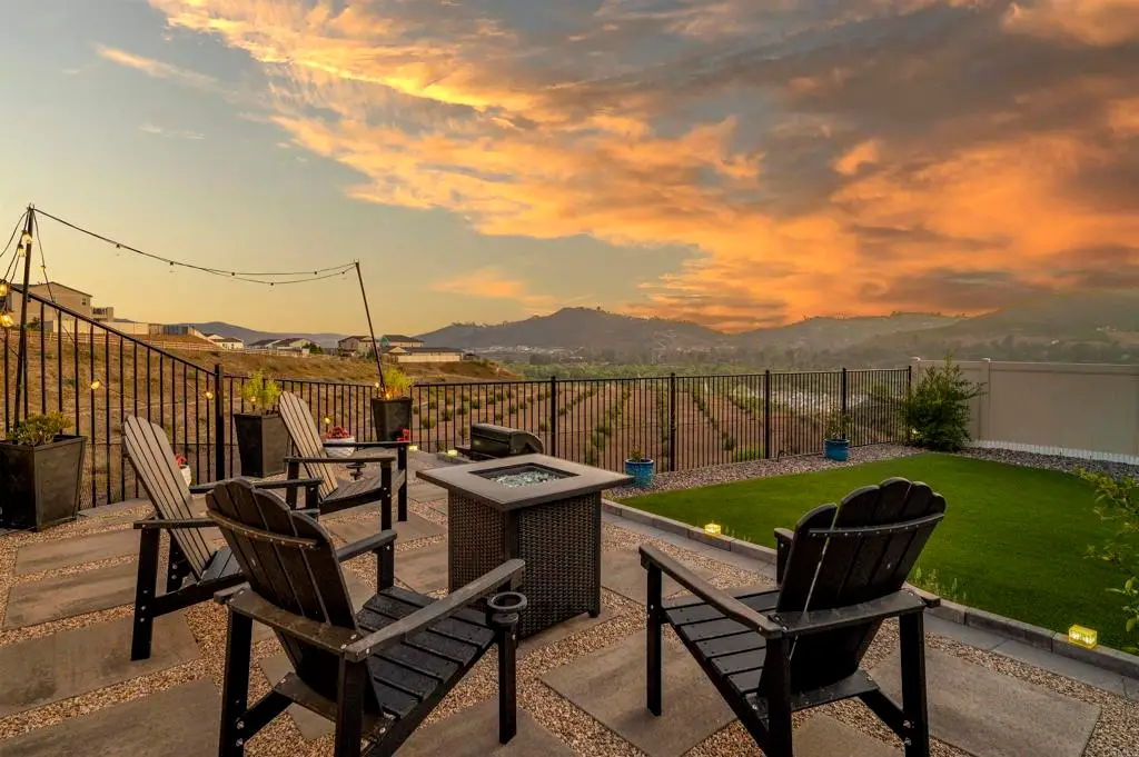 35164 Orchard Trail, Fallbrook, CA 92028 - #1