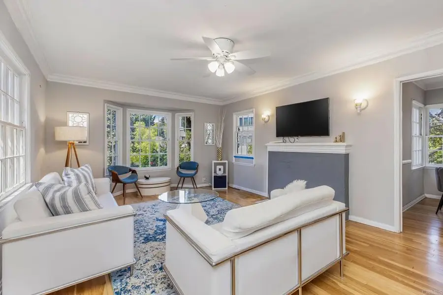1700 1702-1704 Glendon Avenue, Los Angeles, CA 90024 - #2