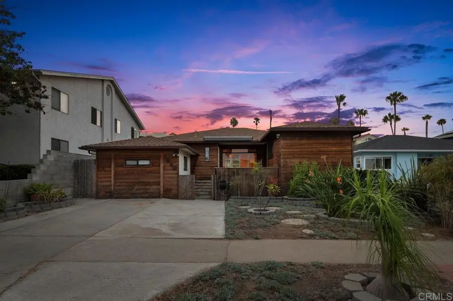1960 Emerald Street, San Diego, CA 92109 - #2