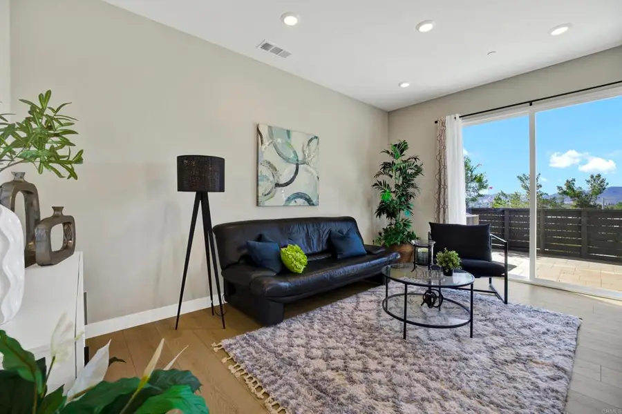 1220 Sunrise View #101, San Marcos, CA 92078 - #2