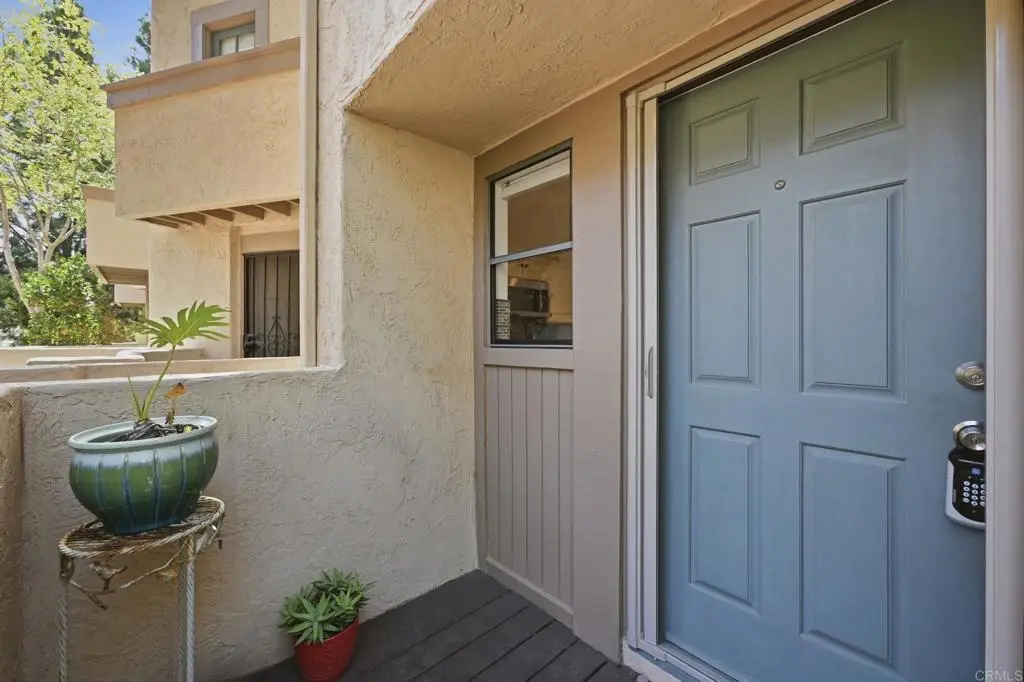 8437 Via Mallorca, La Jolla, CA 92037 - #1