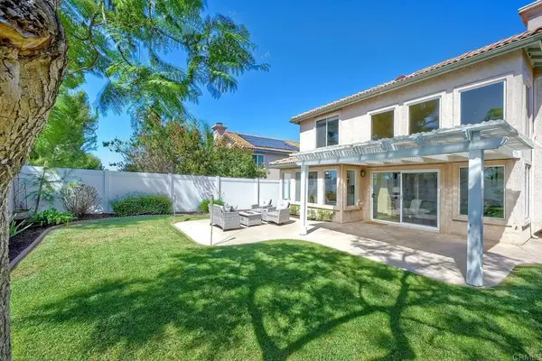 1651 Calle Las Casas, Oceanside, CA 92056