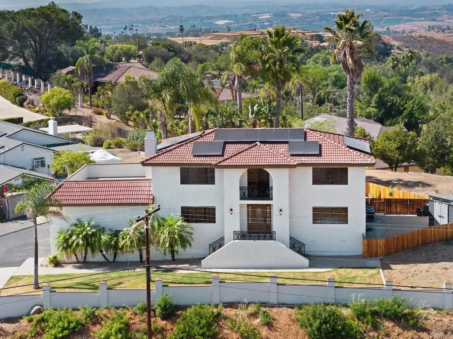 1820 Elevado Road, Vista, CA 92084 - #2