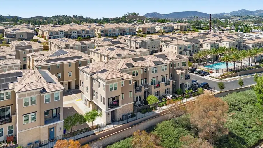 1227 Sunrise #104, San Marcos, CA 92078 - #2
