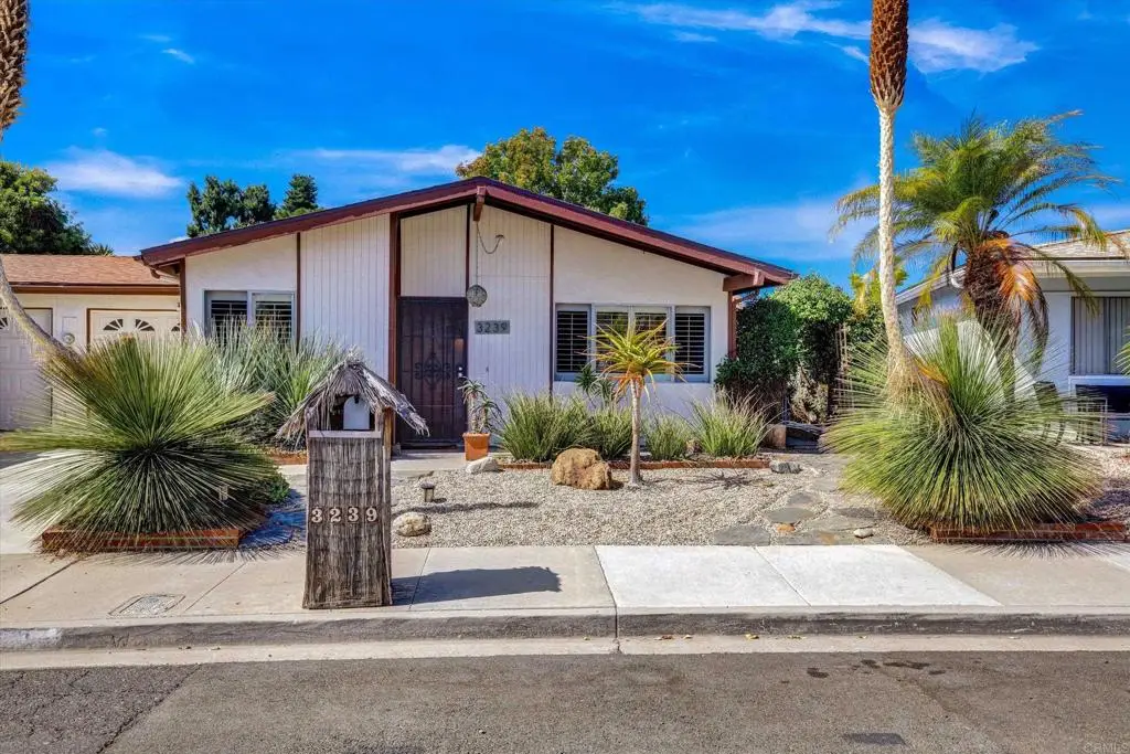 3239 Calle Osuna, Oceanside, CA 92056 - #1