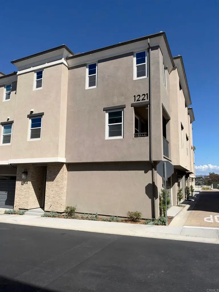 1221 Sunrise View #102, San Marcos, CA 92078 - #2