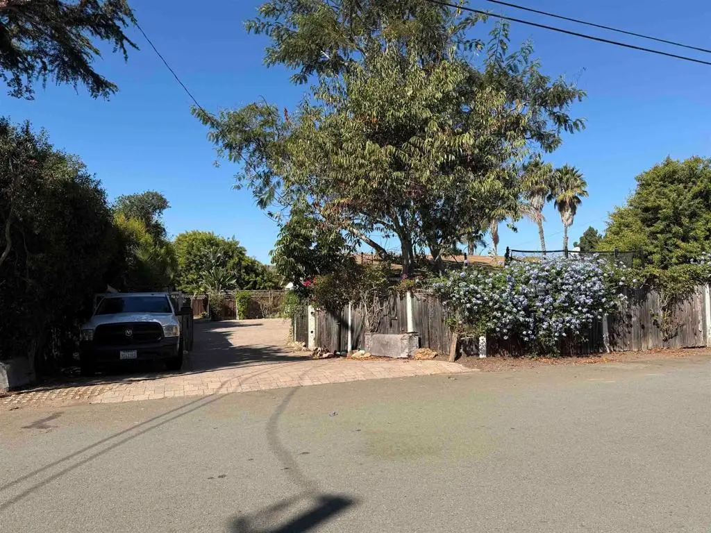 1040 1042 Golden Road, Encinitas, CA 92024 - #1