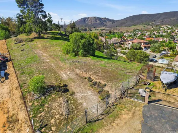 0 Mulberry Dr, San Marcos, CA 92069