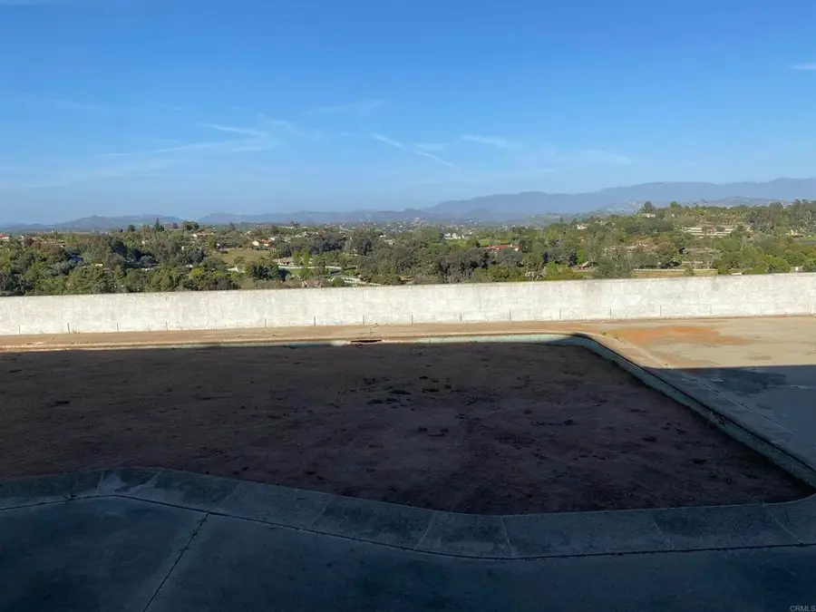 4994 San Jacinto Circle E, Fallbrook, CA 92028 - #3