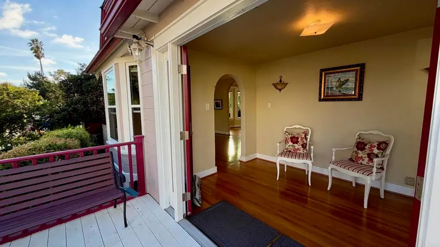 293 Jordan Avenue, San Buenaventura Ventura, CA 93001 - #3