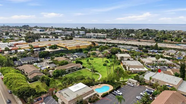 704 Regal Road #9C, Encinitas, CA 92024