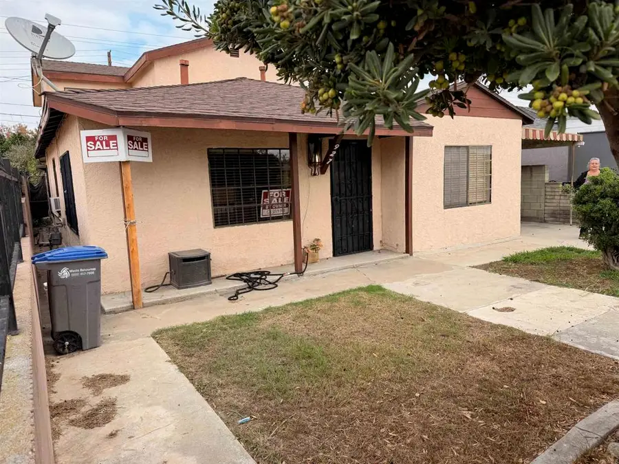 927 E Lincoln Street, Carson, CA 90745 - #2