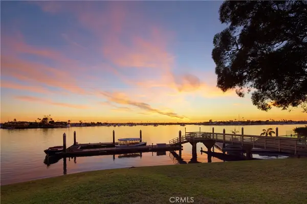 20 Harbor Island, Newport Beach, CA 92660
