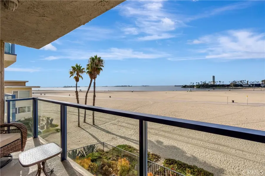 1 3rd Place #302, Long Beach, CA 90802 - Image #2