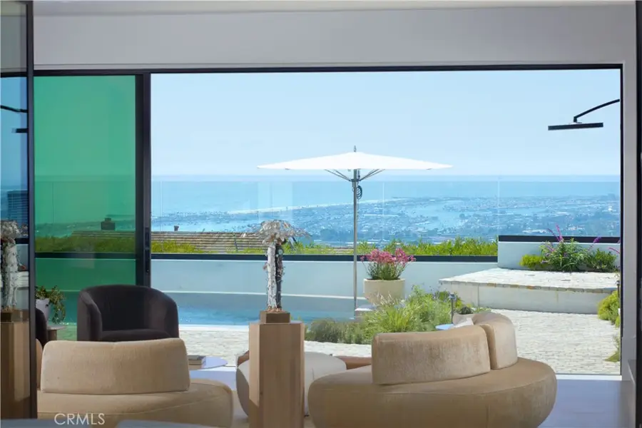 17 Muir Beach Circle, Corona Del Mar, CA 92625 - Image #2