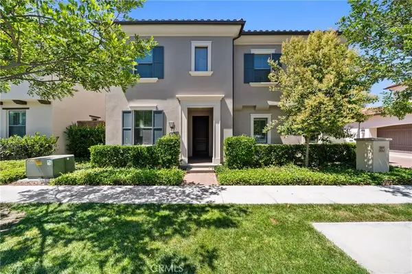 82 Meander Street, Irvine, CA 92620