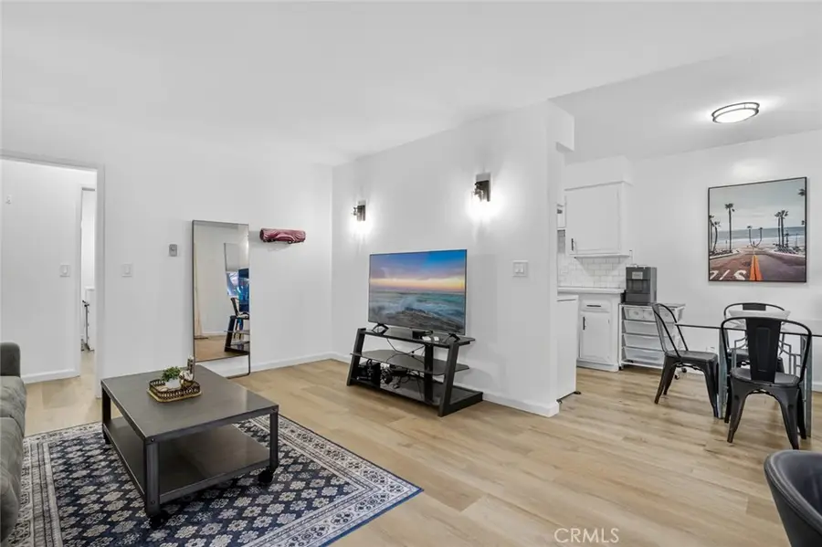 901 Linden Avenue #8, Long Beach, CA 90813 - Image #3