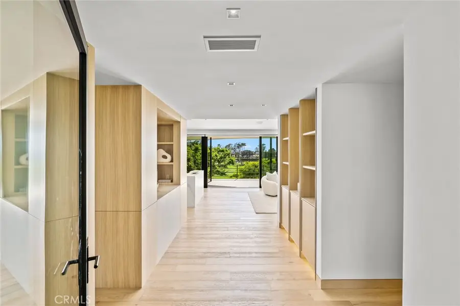 1075 Granville Drive, Newport Beach, CA 92660 - Image #3