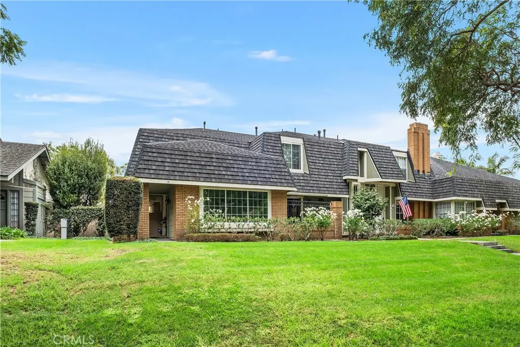 16 E Yale Loop #28, Irvine, CA 92604 - Image #1