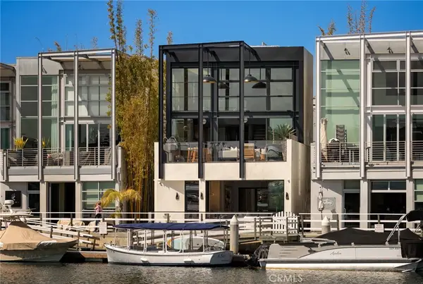 2910 Lafayette Avenue, Newport Beach, CA 92663