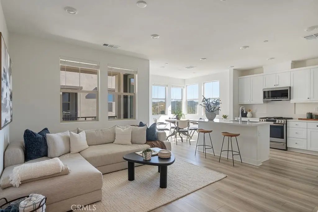 1300 Lasso Way #305, Rancho Mission Viejo, CA 92694 - Image #1