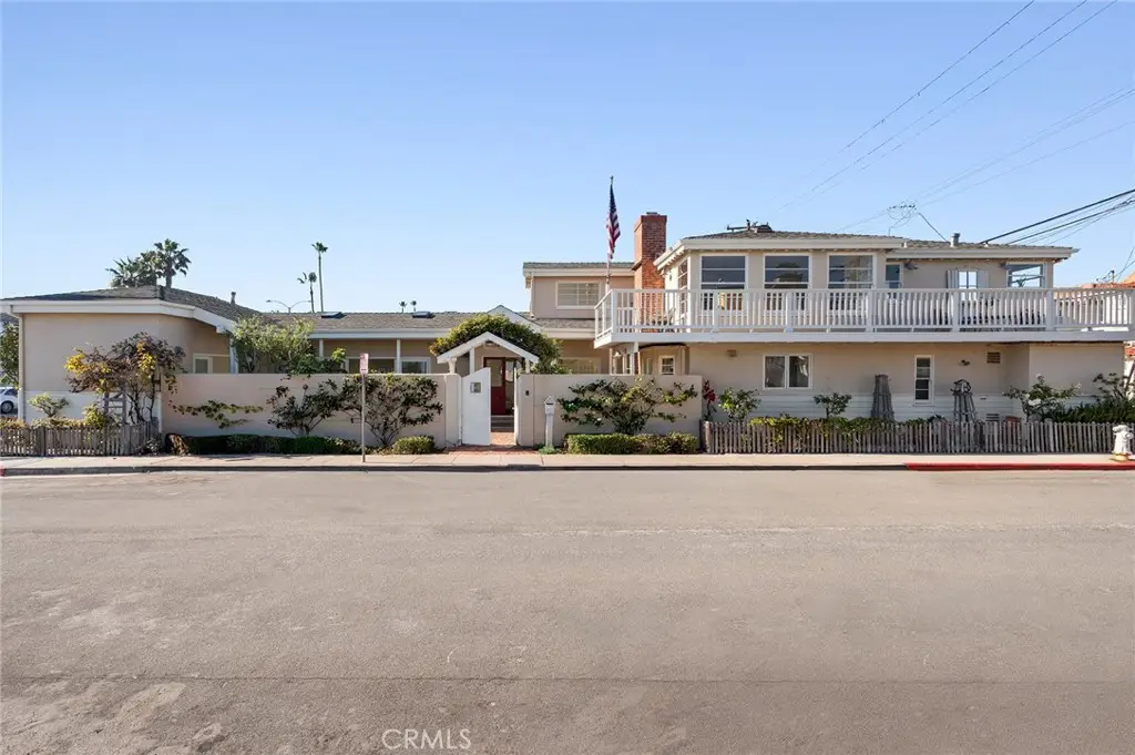 1300 W Balboa Boulevard, Newport Beach, CA 92661 - Image #1