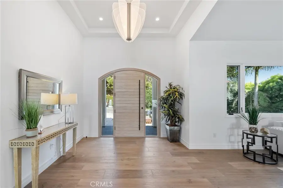 723 Balboa Avenue, Laguna Beach, CA 92651 - Image #3