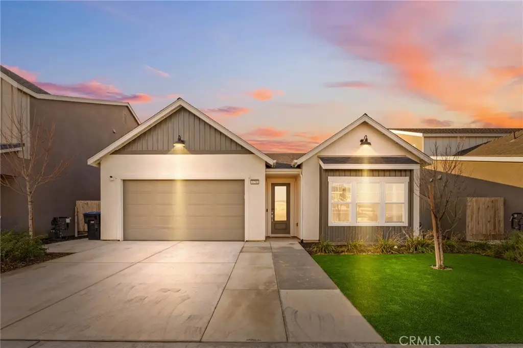 3731 N Summers Court, Visalia, CA 93291 - #1