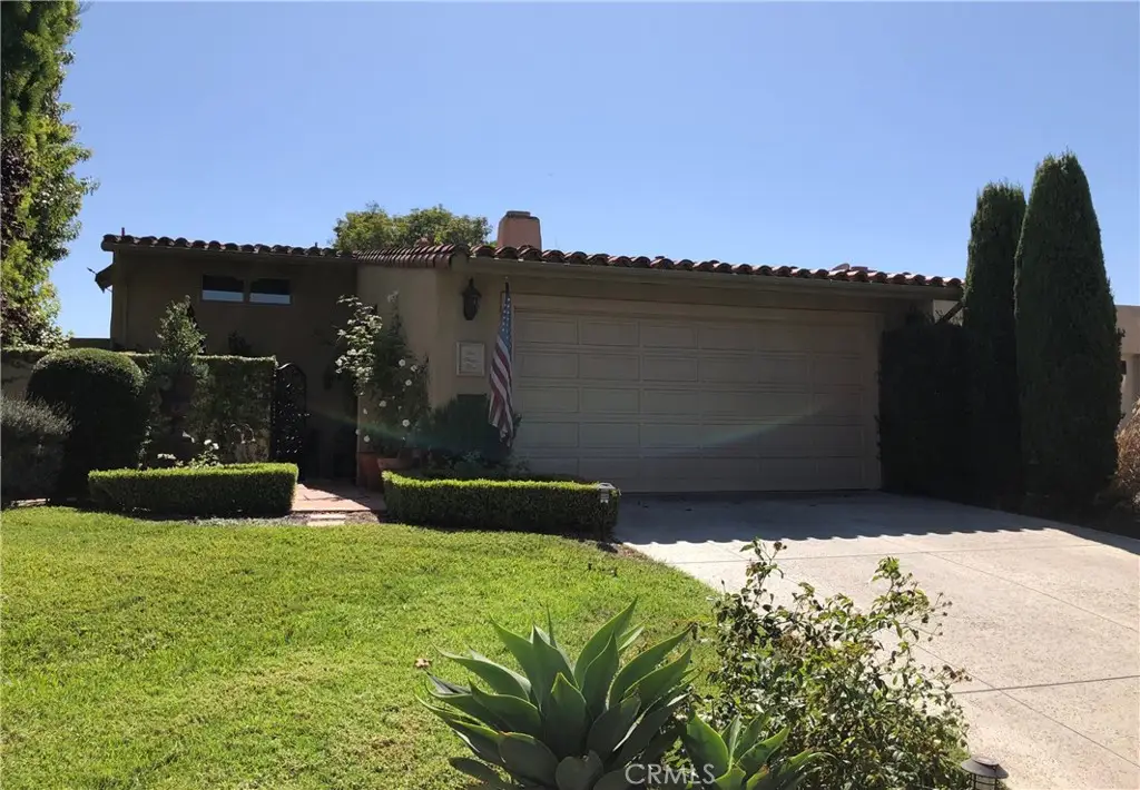 539 Vista Flora, Newport Beach, CA 92660 - Image #1