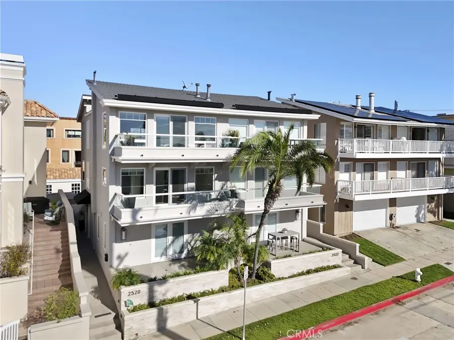 2520 Seaview Avenue, Corona Del Mar, CA 92625 - #3