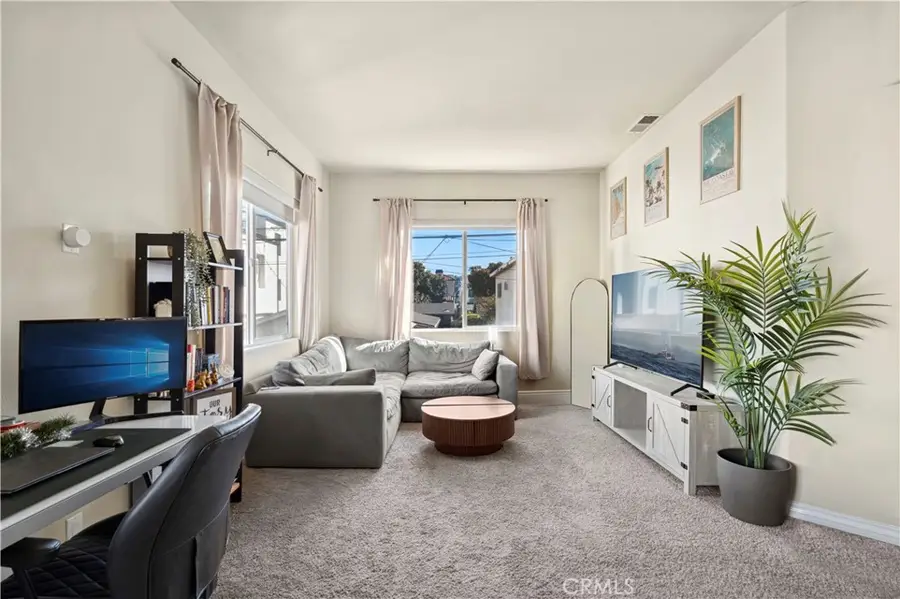 710 1/2 Marigold, Corona Del Mar, CA 92625 - Image #3