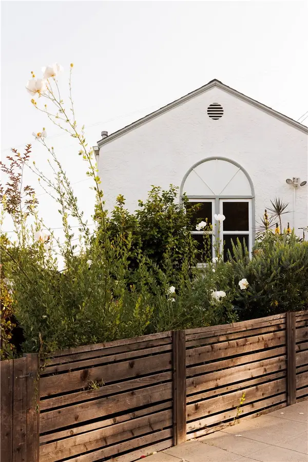 2958 Swan, Los Angeles, CA 90026