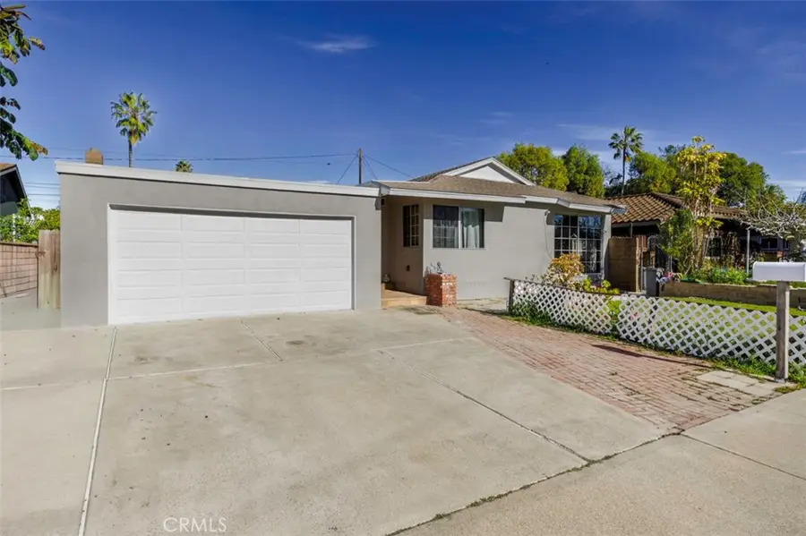 674 Senate Street, Costa Mesa, CA 92627 - #2