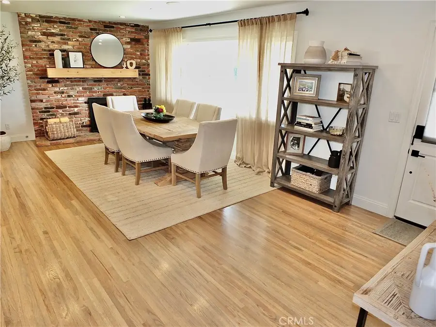 2443 Fordham, Costa Mesa, CA 92626 - Image #3